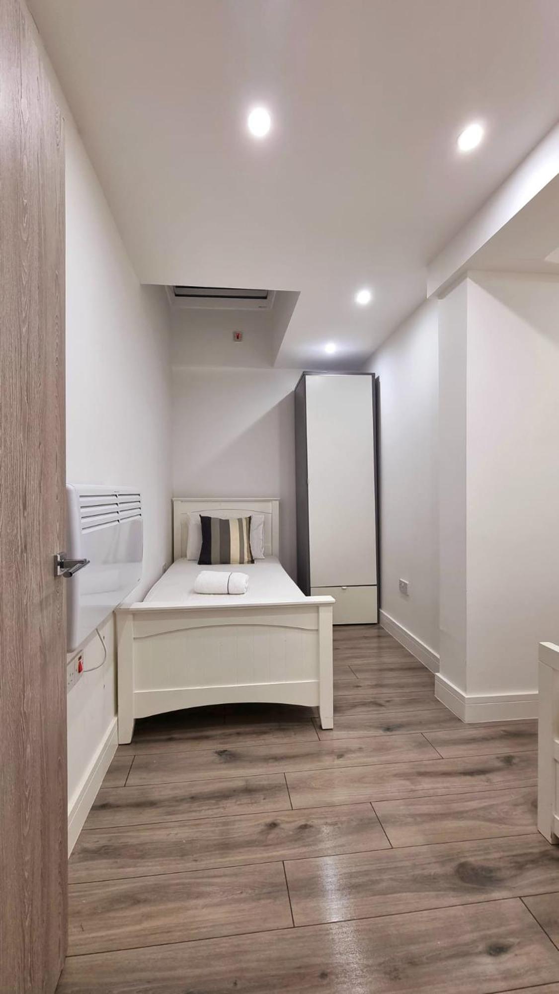 Brand New Flat Close To Turnpike Lane Tube Station Londra Exterior foto