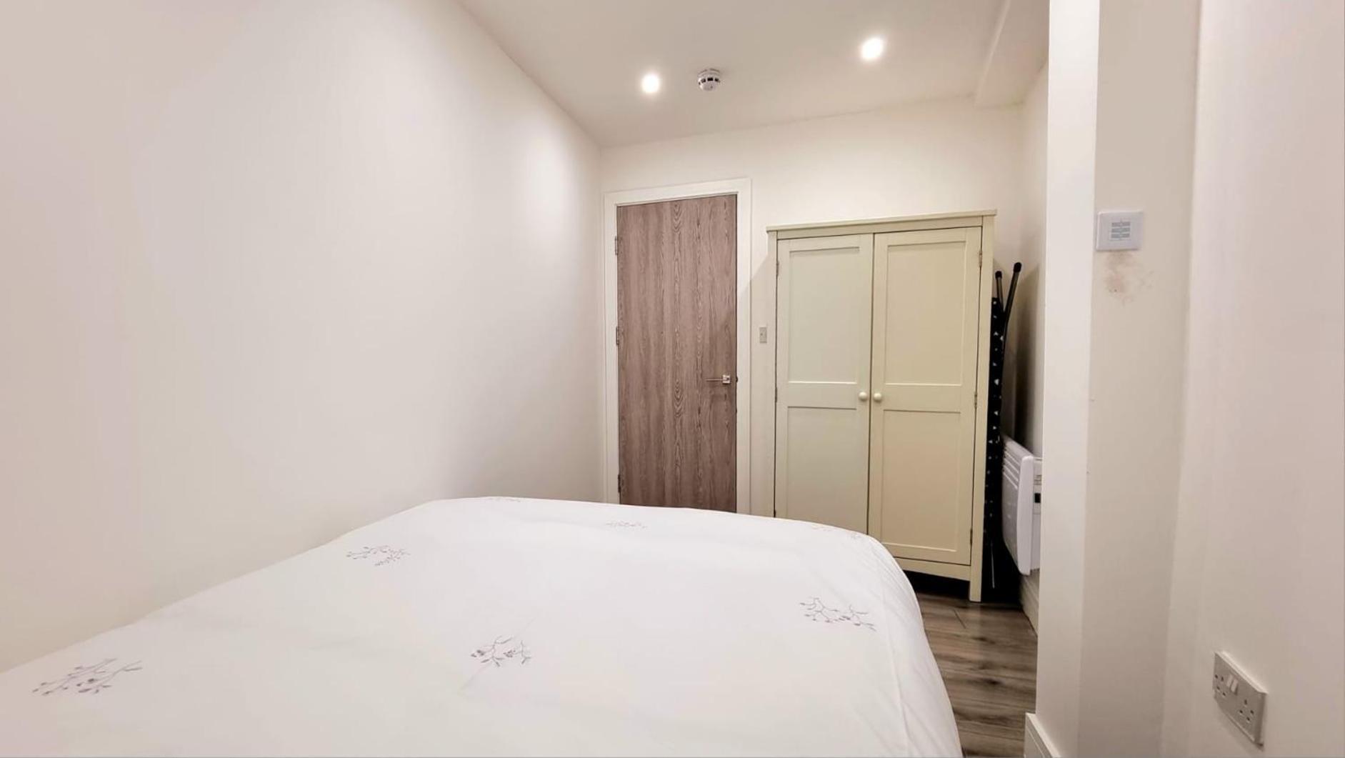 Brand New Flat Close To Turnpike Lane Tube Station Londra Exterior foto