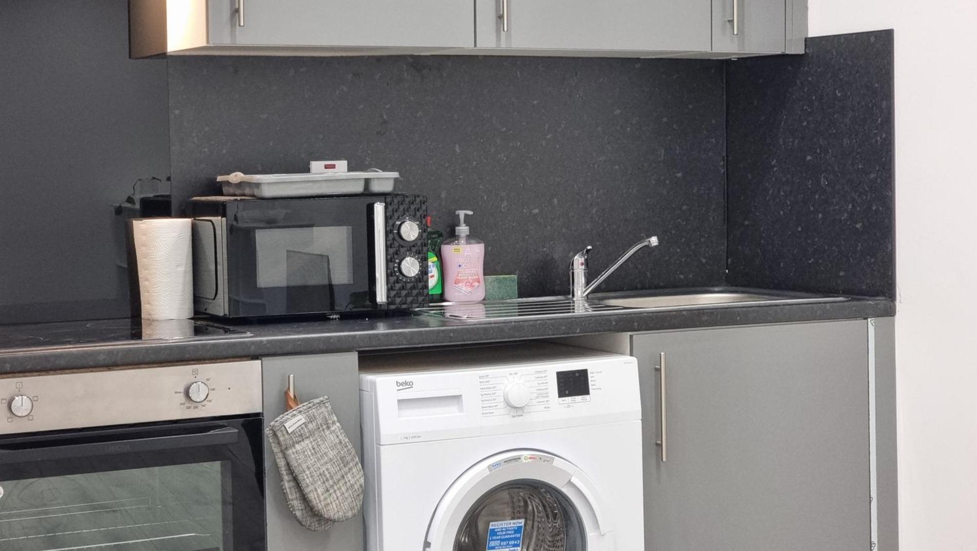 Brand New Flat Close To Turnpike Lane Tube Station Londra Exterior foto